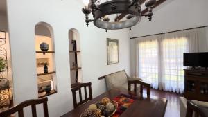 TV a/nebo společenská místnost v ubytování 4 ambiente