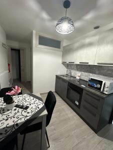 Η κουζίνα ή μικρή κουζίνα στο Residenza Aurora