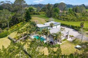 Πισίνα στο ή κοντά στο Architectural Masterpiece Oasis with Pool and Spa