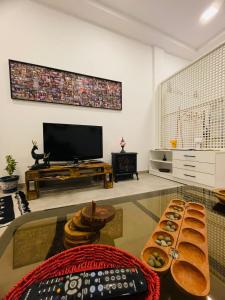 Μια τηλεόραση ή/και κέντρο ψυχαγωγίας στο Blueyes