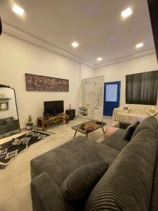 Μια τηλεόραση ή/και κέντρο ψυχαγωγίας στο Blueyes