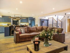 Posezení v ubytování South Carolina Farm House