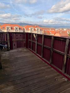 En balkon eller terrasse på La cotonnade - Entre vignes et ville + 16 billeder