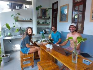 Επισκέπτες που μένουν στο Stay Salty