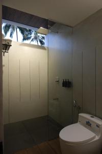 Ένα μπάνιο στο Reflections by SOL Escapes