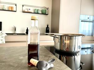 Kuchyň nebo kuchyňský kout v ubytování Ferienwohnung Im Dorf Urnäsch