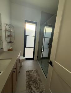 Φωτογραφία από το άλμπουμ του Luxe relax σε Washington