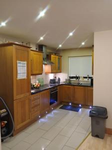 Köök või kööginurk majutusasutuses Cozy BB in Swords, Close to Dublin Airport