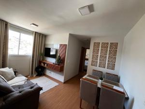 TV/trung tâm giải trí tại Refúgio tranquilo no coração de São Pedro