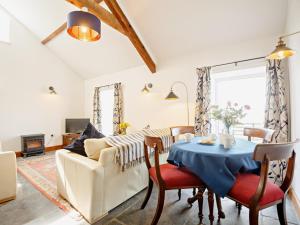 Posezení v ubytování 6 Bed in Harlech 91546