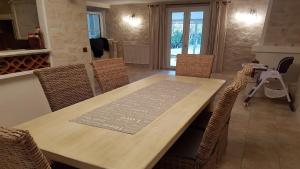 Φωτογραφία από το άλμπουμ του Charmante 3 Villa La Milouyette σε Peyriac-Minervois