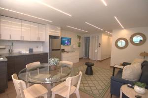 Η κουζίνα ή μικρή κουζίνα στο La Finca Real - 2 Bedroom Apt