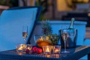 Nápoje v ubytování Komplex Oliva Mit Pool Und Großem Garten