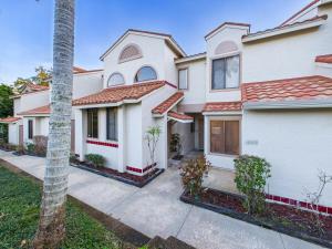 Bygningen som villaen ligger i