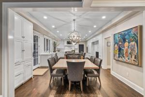 Fotografie z fotogalerie ubytování Luxury Princeton Estate Pool, Hot Tub, Sleeps 20 v destinaci Princeton