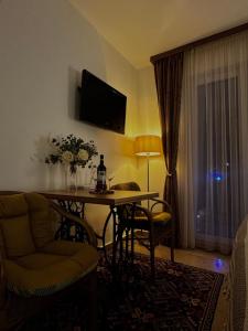 Μια τηλεόραση ή/και κέντρο ψυχαγωγίας στο Apartment Rosa Brandis