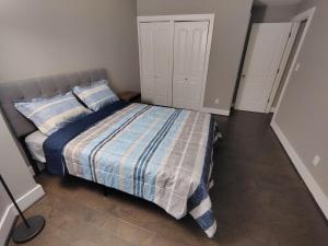 En eller flere senge i et værelse på Queens View Residence + 2 billeder