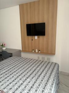 Μια τηλεόραση ή/και κέντρο ψυχαγωγίας στο Flat Avant