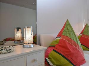 Ένα ή περισσότερα κρεβάτια σε δωμάτιο στο Ferienwohnung Relax In Homberg Ot Welferode +5 φωτογραφίες