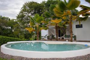 Bassein majutusasutuses Casa Finca Soluna või selle lähedal +24 fotot