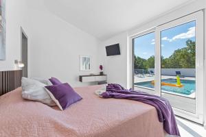 Bazén v ubytování Villa Casa Mara Mit Beheiztem Pool nebo v jeho okolí