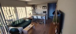 Et tv og/eller underholdning på Studio Bliss