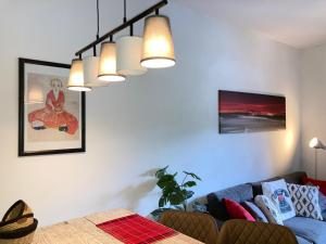 Giường trong phòng chung tại Ferienwohnung Studio Seebrauer In Feld Am See