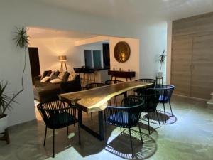 Χώρος καθιστικού στο Casa ziranda