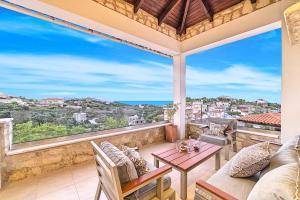 Příroda nedaleko prázdninového domu + 28 fotografií