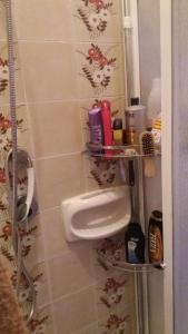 a bathroom with a sink and a toilet in it at Casa Bianca da Giusy in Birgi Vecchi
