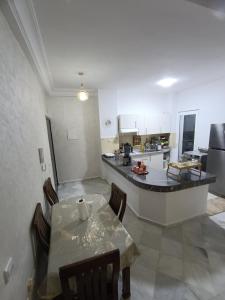 Μια τηλεόραση ή/και κέντρο ψυχαγωγίας στο Dar ilham