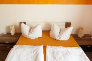 Postel nebo postele na pokoji v ubytování Ferienhaus Mit Vielen Freizeitmöglichkeiten