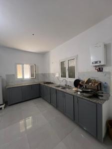 Η κουζίνα ή μικρή κουζίνα στο Dar anas