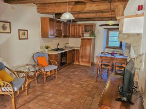 Η κουζίνα ή μικρή κουζίνα στο Il Caminetto