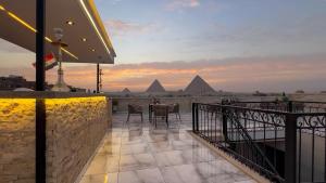 Μπαλκόνι ή βεράντα στο Point Pyramids View