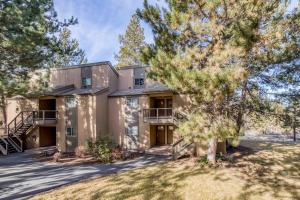 Budova, kde se prázdninový dům nachází