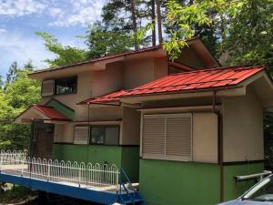 Budova, kde se vila nachází