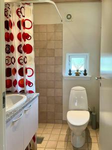 Koupelna v ubytování Holiday Home With Sauna Near Anneberg