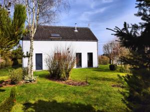 Κήπος έξω από το Holiday home in peaceful setting and large garden