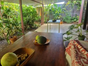 Κήπος έξω από το Fare Mape