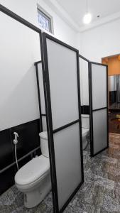 Ένα μπάνιο στο Tangalle Nomad Hub and Coworking Space