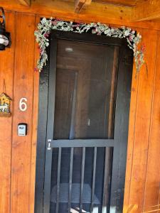 Billede fra billedgalleriet på Cabin 6- Private Hot Tub 5 Min to RMNP i Estes Park