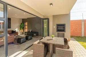 Køkken eller tekøkken på Atlas Luxury Lifestyle