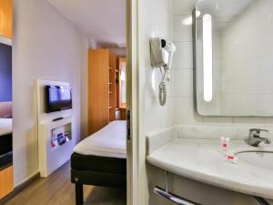 Koupelna v ubytování ibis Goiânia + 88 fotografií