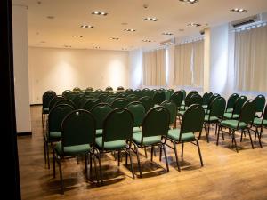 Οι επιχειρηματικές εγκαταστάσεις ή/και οι αίθουσες συνεδριάσεων στο ibis Styles Três Rios