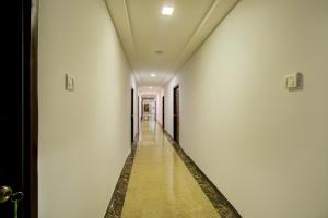 Fotografie z fotogalerie ubytování Collection O Erragadda Metro Station Formerly Golden Gate v destinaci Ameerpet