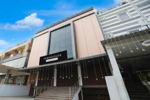 Το κτήριο όπου στεγάζεται  το ξενοδοχείο