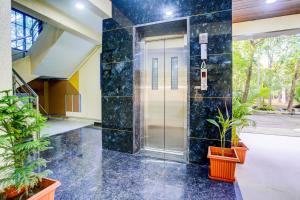 Fotografie z fotogalerie ubytování Super Collection O Kalamboli New Panvel Formerly Golden Paradise v destinaci Kalamboli