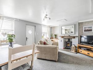 Et tv og/eller underholdning på Ivy Cottage