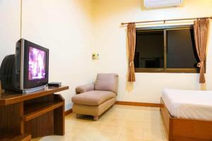 TV/trung tâm giải trí tại TAWANCHAY HOTEL PHATTHALUNG